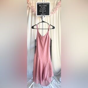 Vintage. Size S. Hand Wash. 100% Polyester.